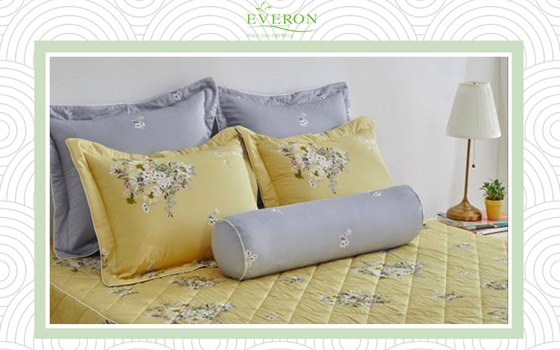 Kích thước gối ôm Everon có bản dành cho giường đơn và giường đôi